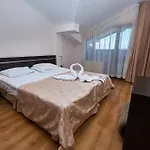 Sunrise Park - Free Wellness 아파트호텔 반스코